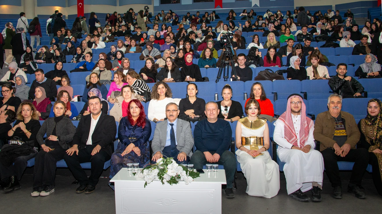 Selçuk Üniversitesinde Dünya Arapça Günü kutlandı